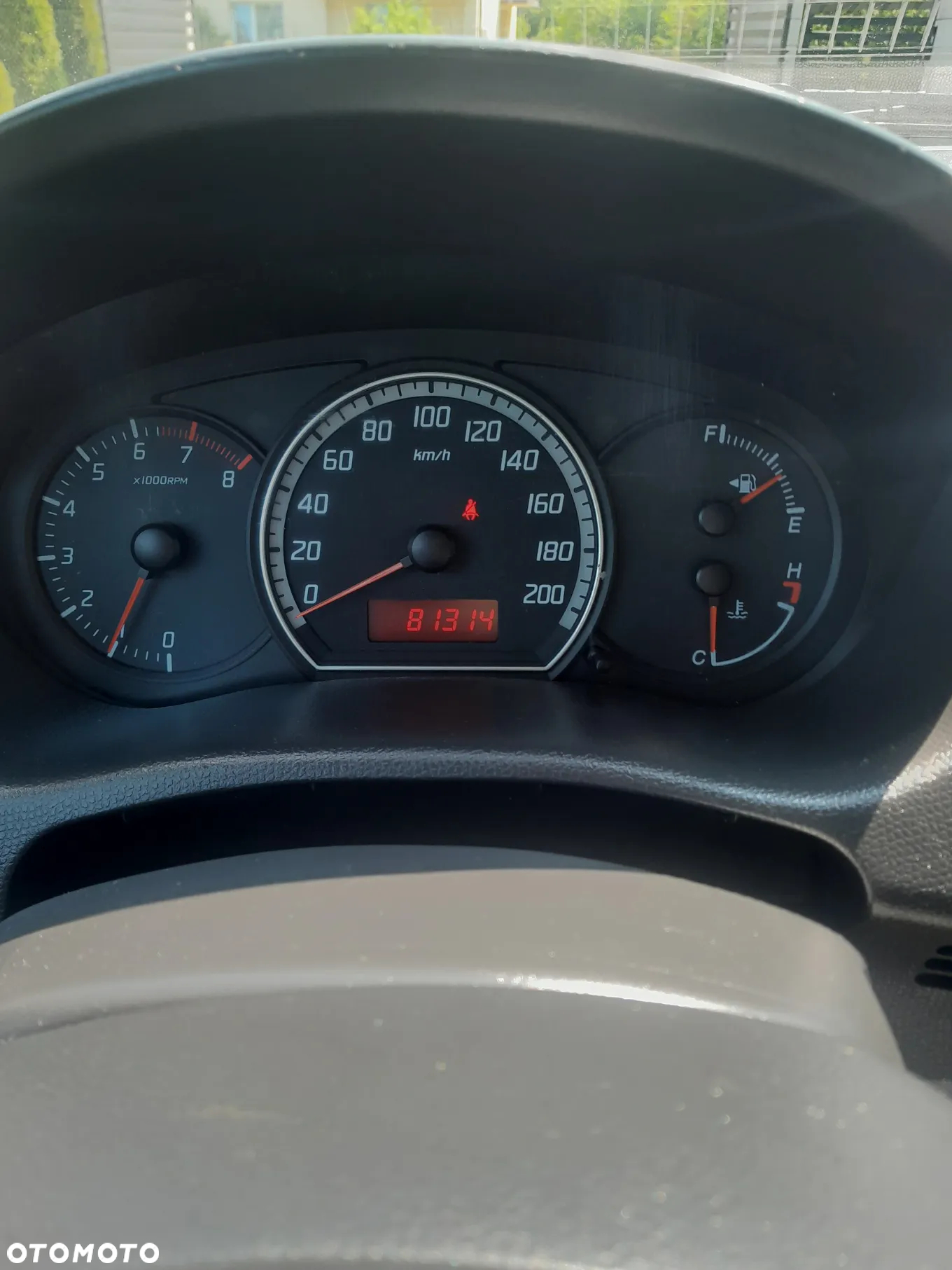Suzuki Swift 1.3 Club - 8
