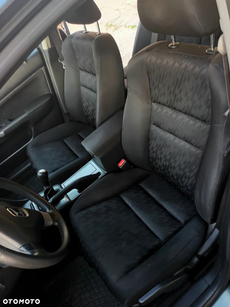 Honda Accord 2.0 Comfort - 9