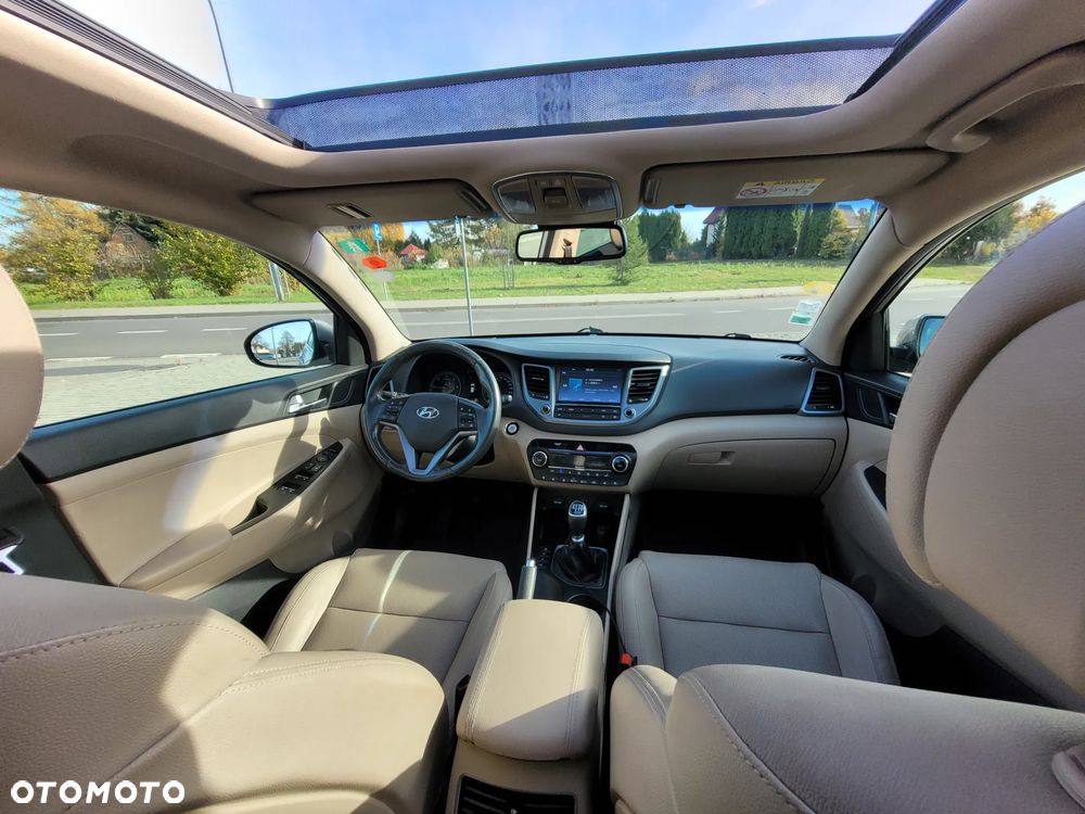 Hyundai Tucson 2.0 CRDI BlueDrive GO Plus 2WD - 12