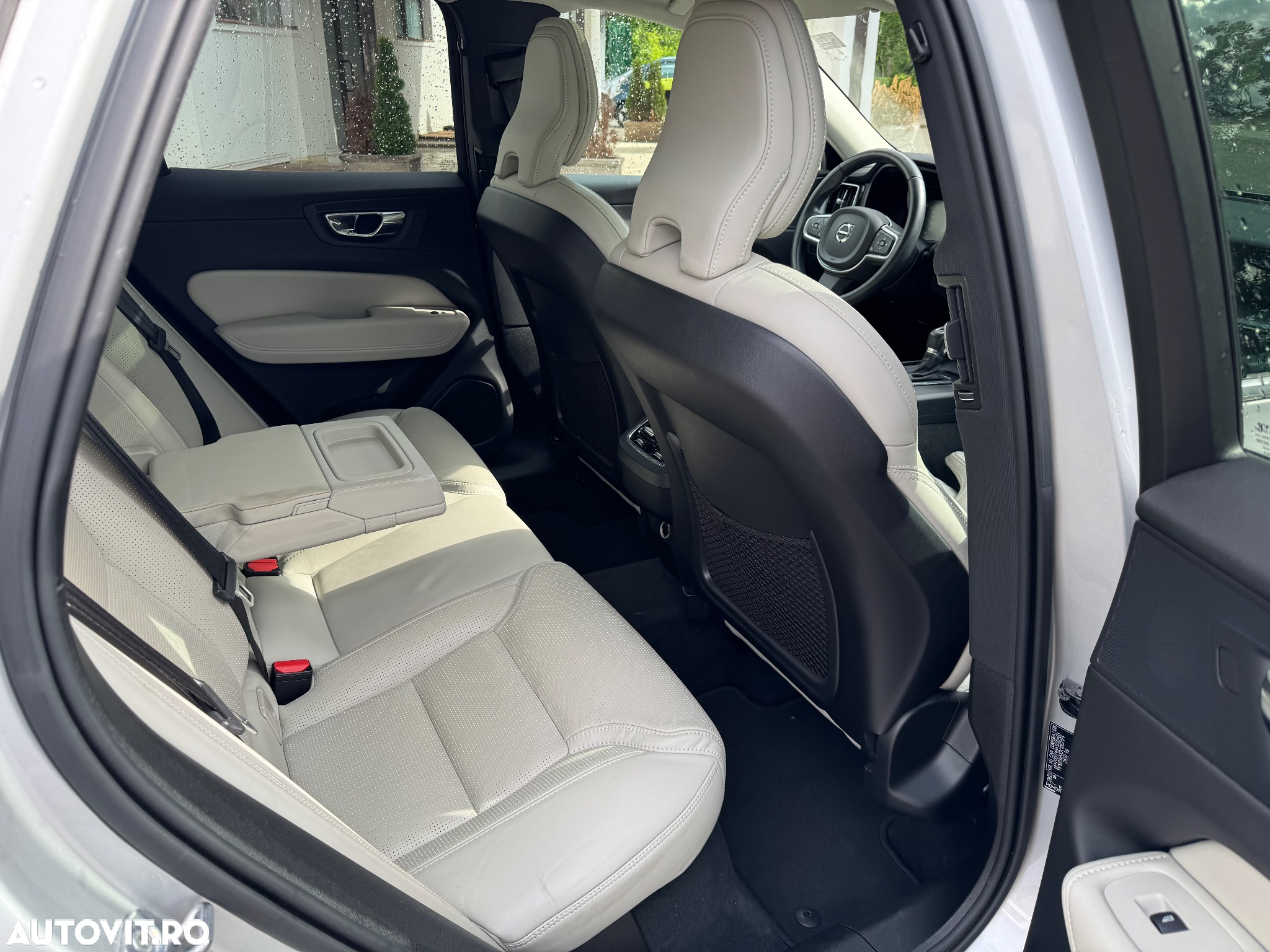 Volvo XC 60 D4 AWD Geartronic Momentum - 17