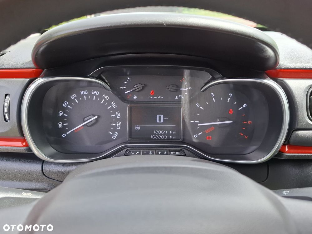 Citroën C3 Pure Tech (VTi) 82 Exclusive - 25