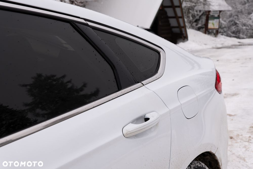 Ford Mondeo 2.0 TDCi Titanium PowerShift - 15