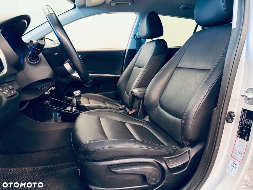 Kia Stonic 1.0 T-GDI MHEV L Business Line DCT - 12
