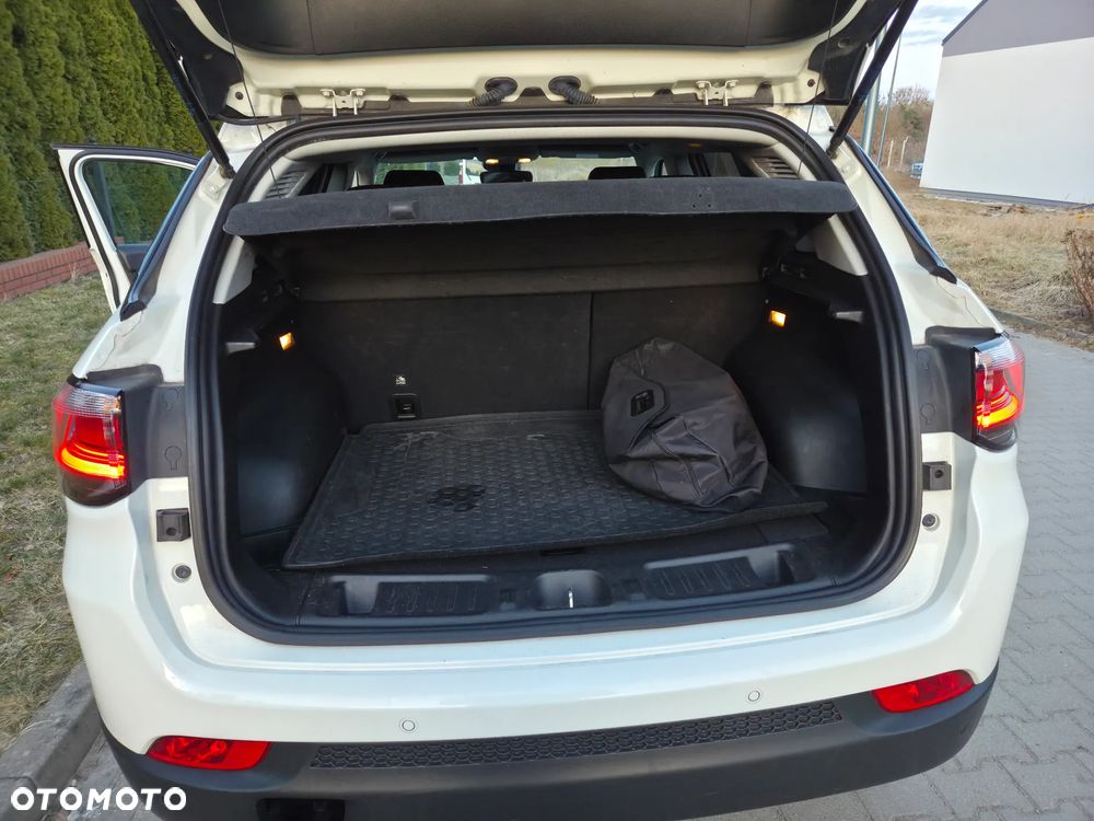 Jeep Compass 1.3 T4 4xe Automatik Trailhawk - 9