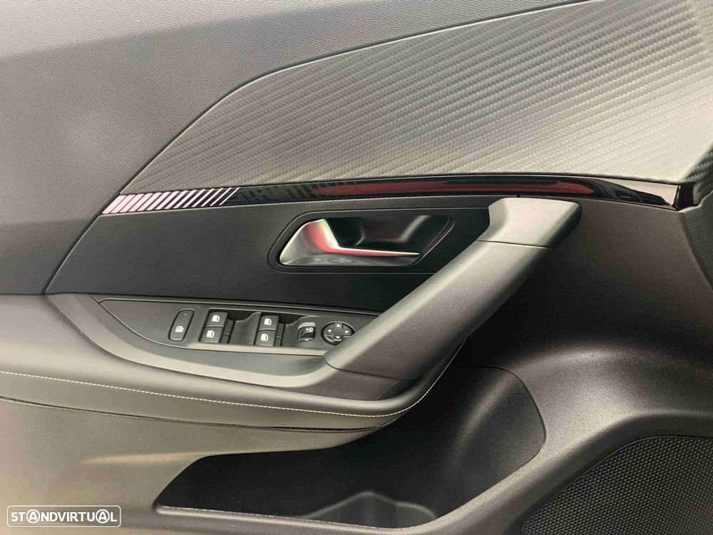 Peugeot e-2008 54 kWh Allure - 11