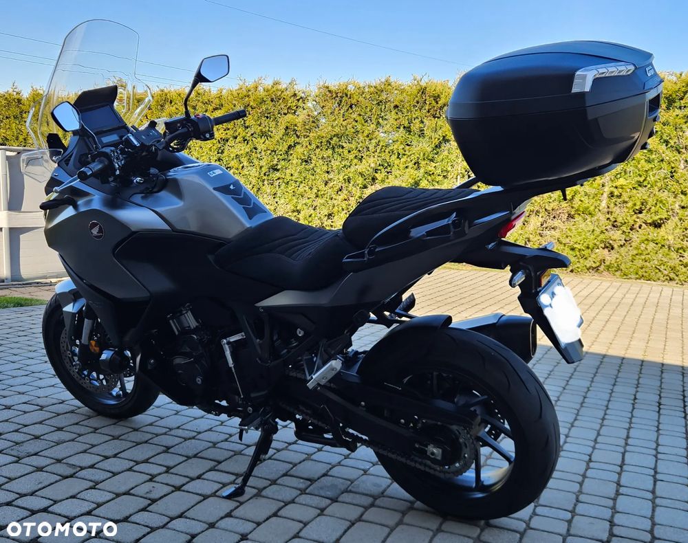 Honda NT - 9