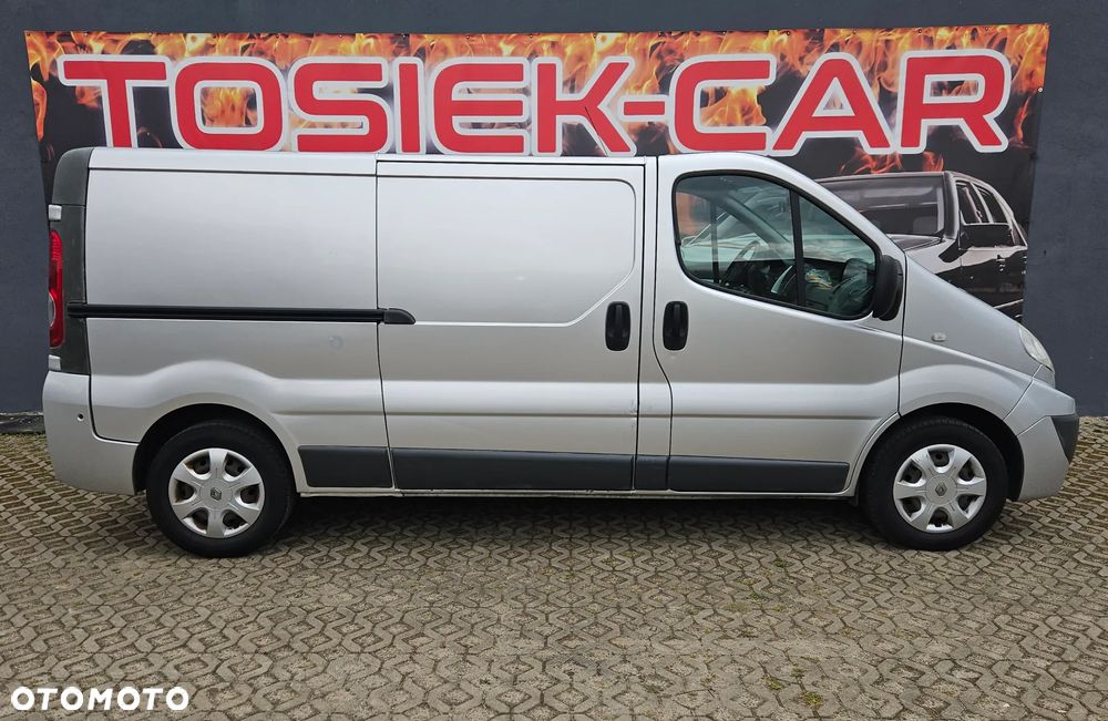 Renault Trafic - 16