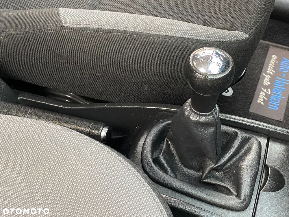 Peugeot 207 75 Urban Move - 30