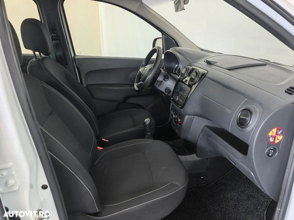 Dacia Lodgy 1.5 dCi 90 CP Ambiance - 23