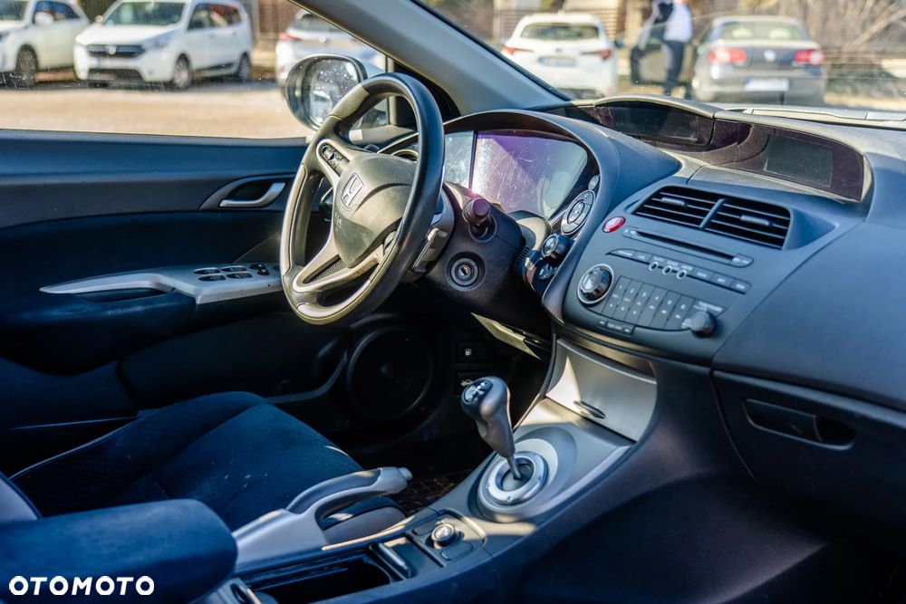 Honda Civic 1.8 Comfort - 14