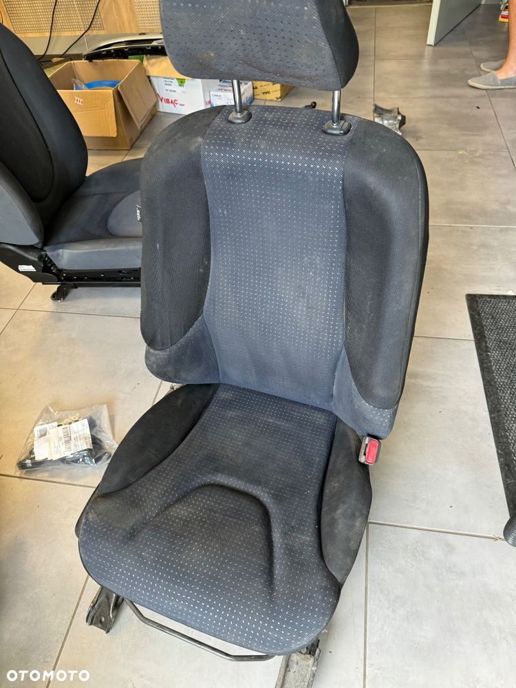 Honda Jazz III fotel kierowcy 1.2i-vtec - 2