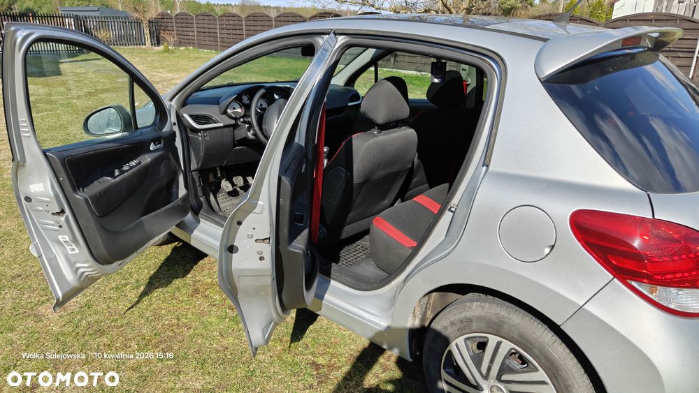 Peugeot 207 HDi FAP 90 (Blue Lion) Business-Line Niveau 1 - 5