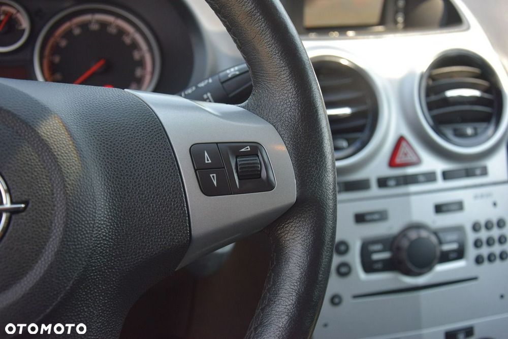 Opel Corsa 1.4 16V 150 Jahre - 28
