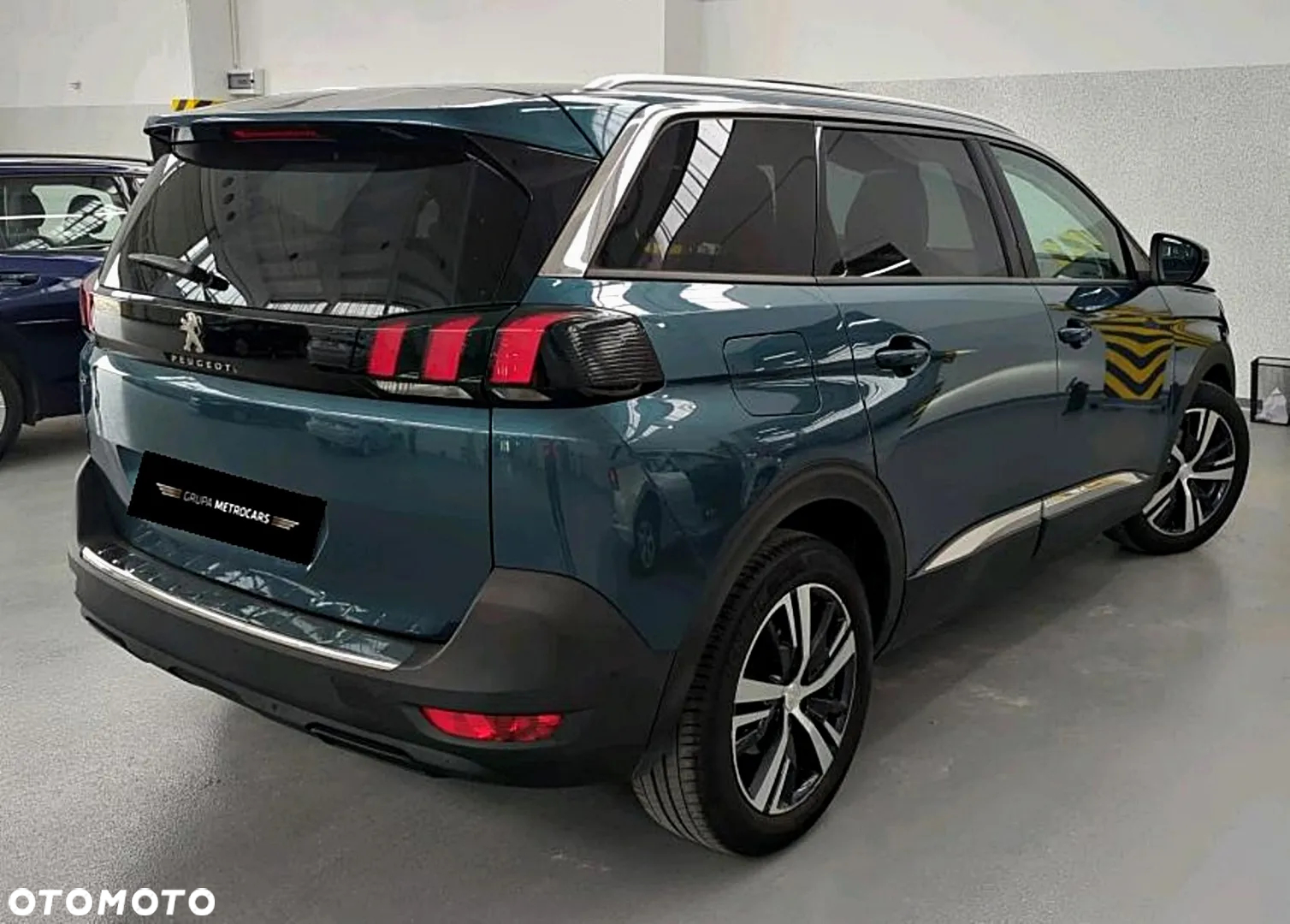 Peugeot 5008 1.6 PureTech Allure S&S EAT8 - 6
