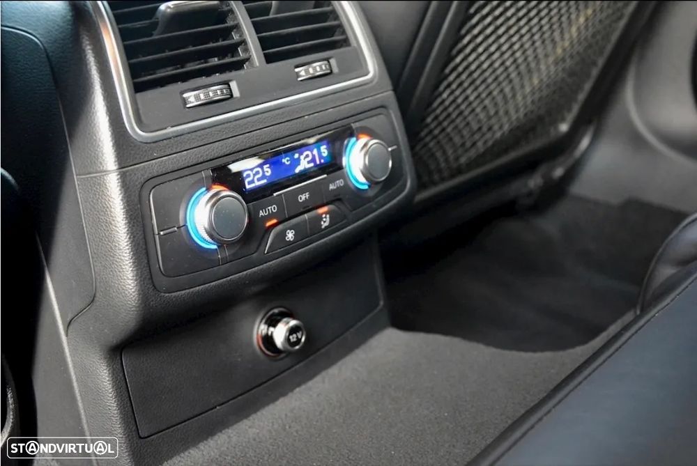 Audi A6 Avant 2.0 TDI Ultra S tronic - 17