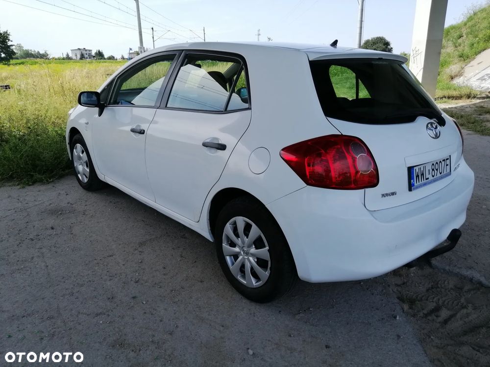 Toyota Auris 1.4 VVT-i Luna - 5