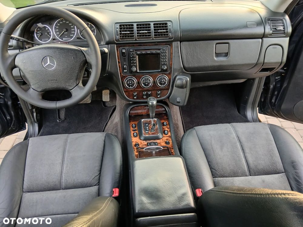 Mercedes-Benz ML - 24