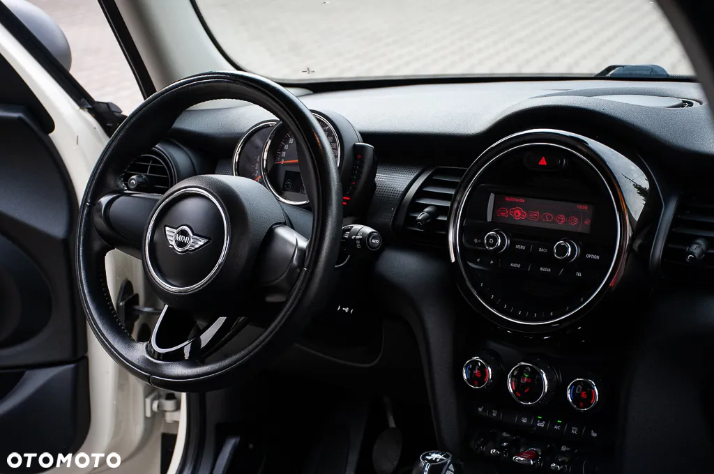 MINI ONE Standard - 19