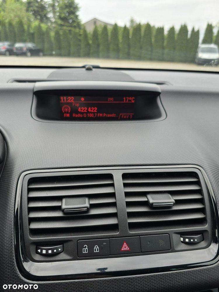 Opel Meriva - 24