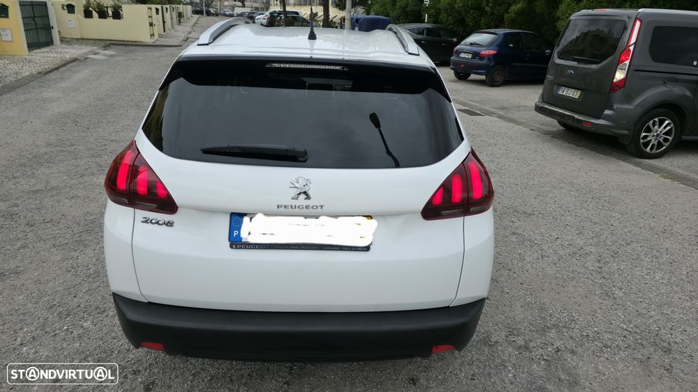 Peugeot 2008 - 5
