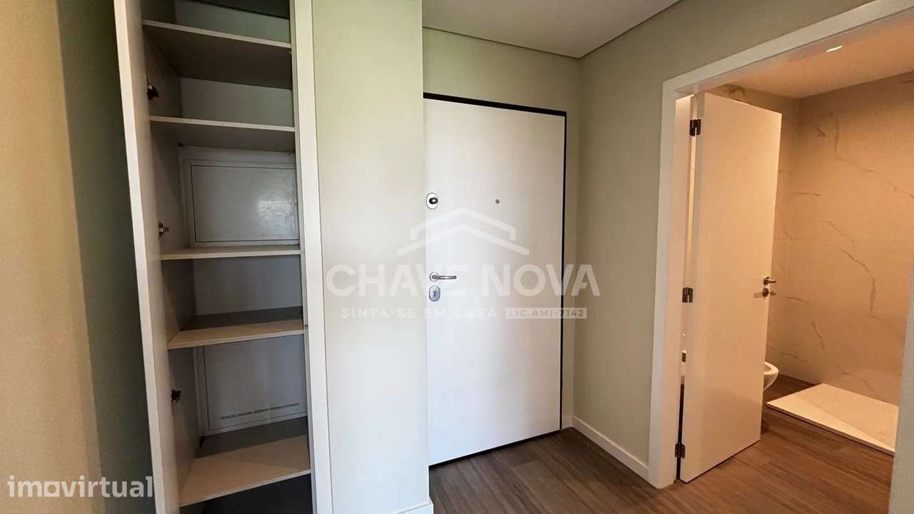 LA Apartamento T1 Novo Para Venda na Senhora da Hora - Grande imagem: 3/21