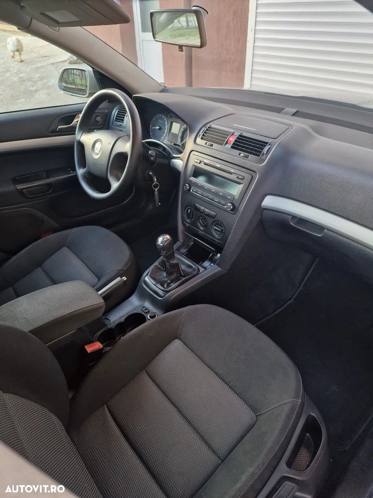 Skoda Octavia 1.6 Team Edition - 16