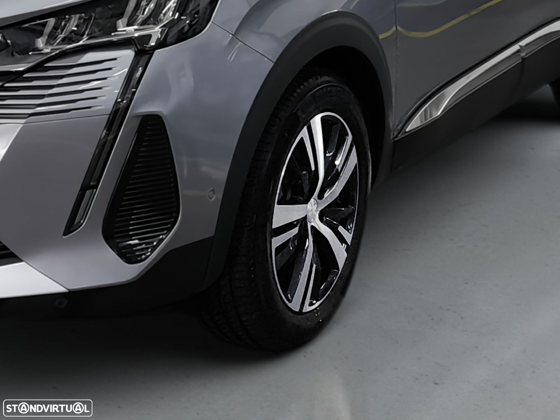 Peugeot 5008 1.2 PureTech Allure EAT8 - 25
