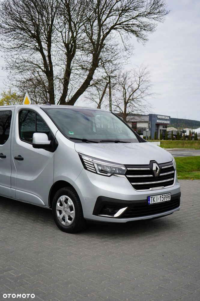 Renault Trafic 2.0 dCi - 21