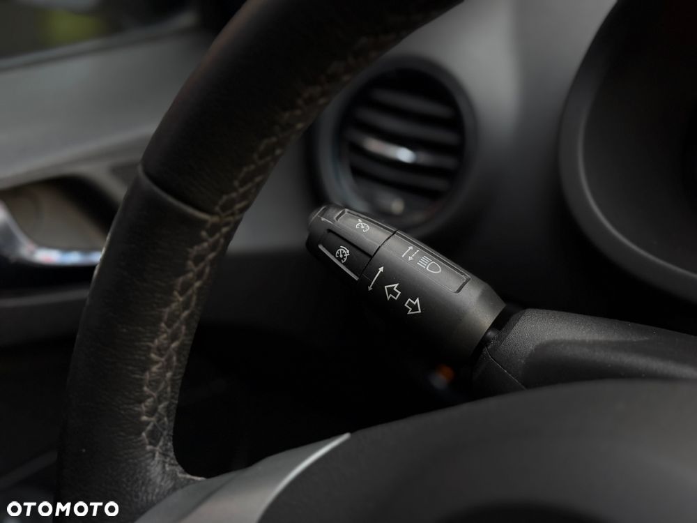 Opel Corsa 1.4 16V Active - 22