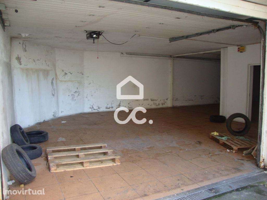 Armazém em Oliveira Santa Maria - Grande imagem: 3/9