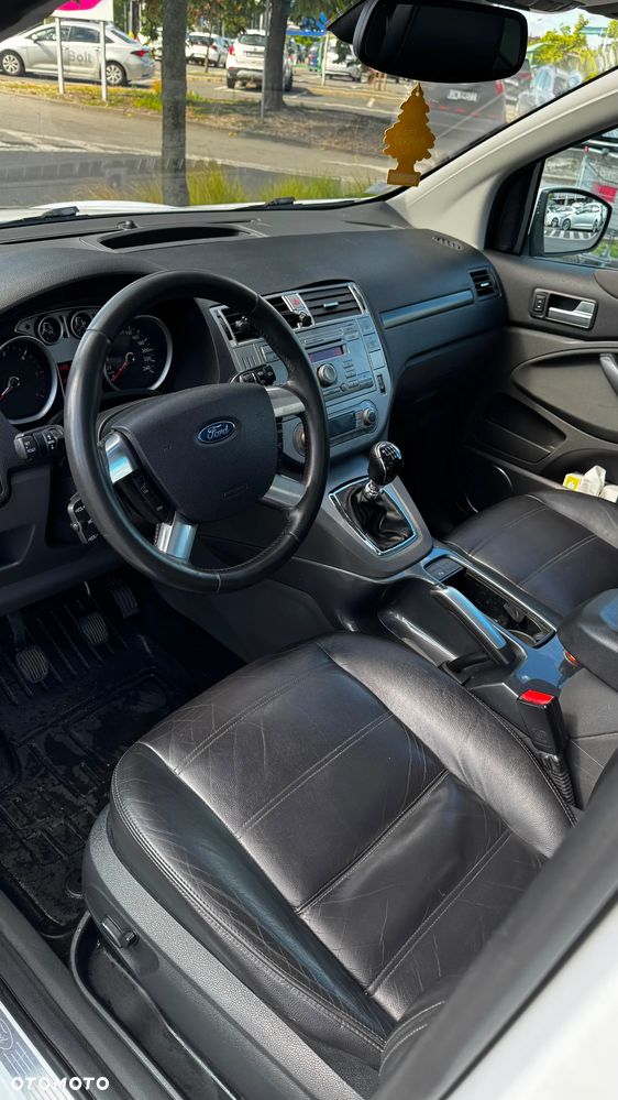 Ford Kuga 2.0 TDCi Titanium - 11
