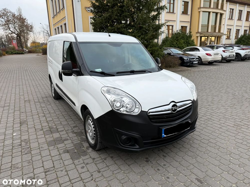 Opel COMBO - 1