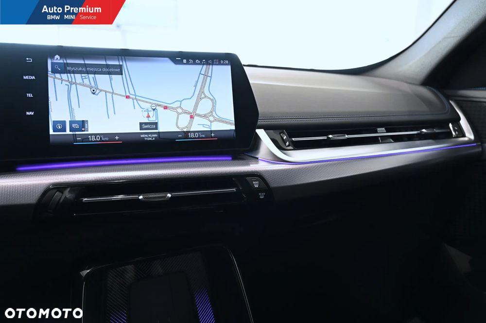 BMW X1 sDrive18i - 11