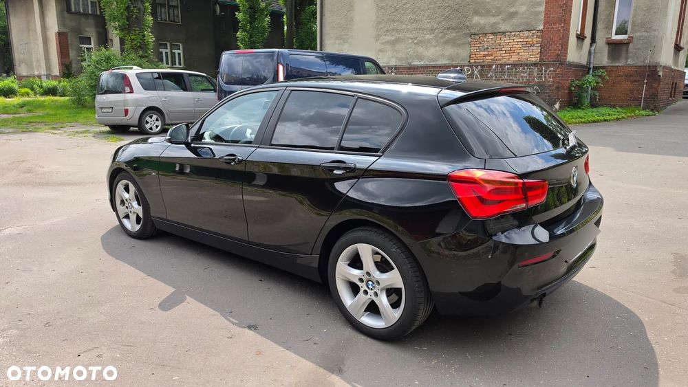BMW Seria 1 118i Sport Line - 7