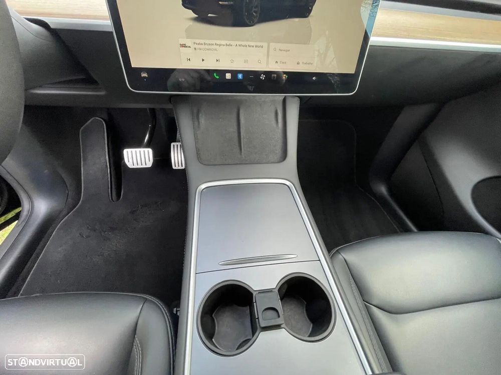 Tesla Model Y Performance Dual Motor AWD - 24