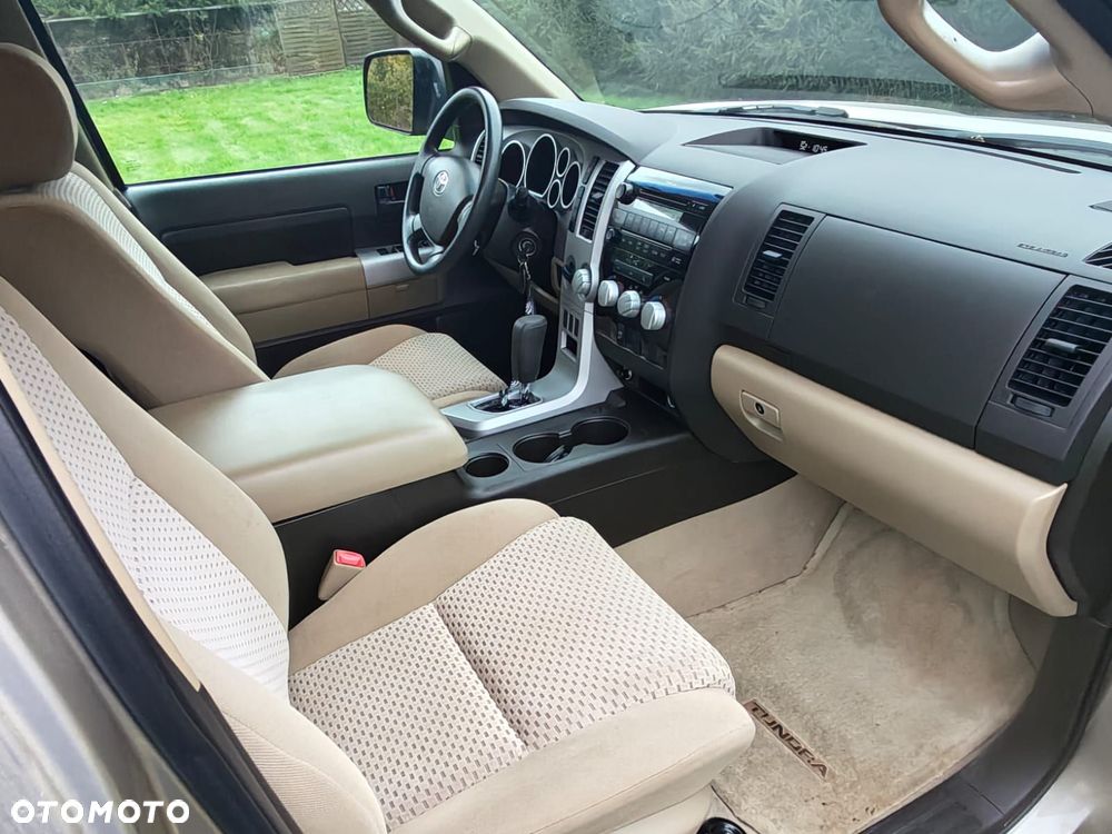 Toyota Tundra - 8