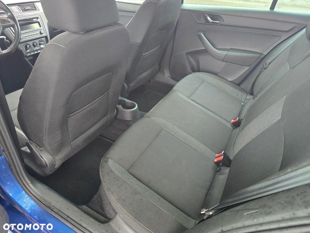 Skoda RAPID 1.6 TDI Ambition - 11