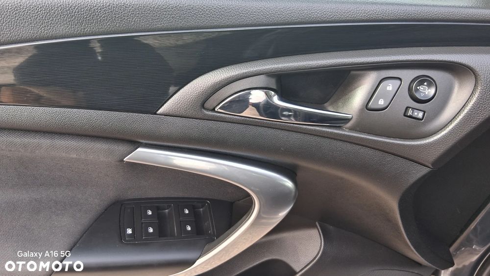 Opel Insignia 1.6 T Cosmo S&S - 23