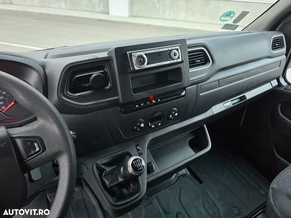 Renault Master - 10