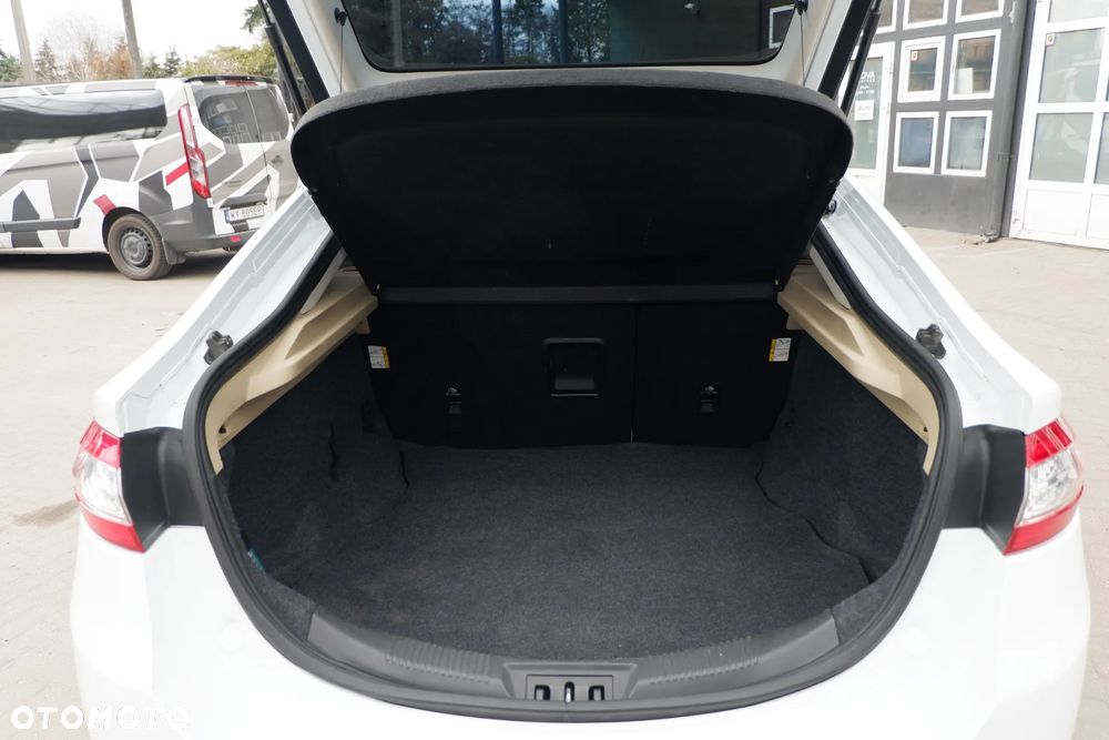 Ford Mondeo 1.5 EcoBoost Gold X (Trend) - 12