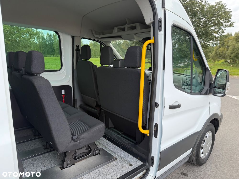 Ford Transit - 24