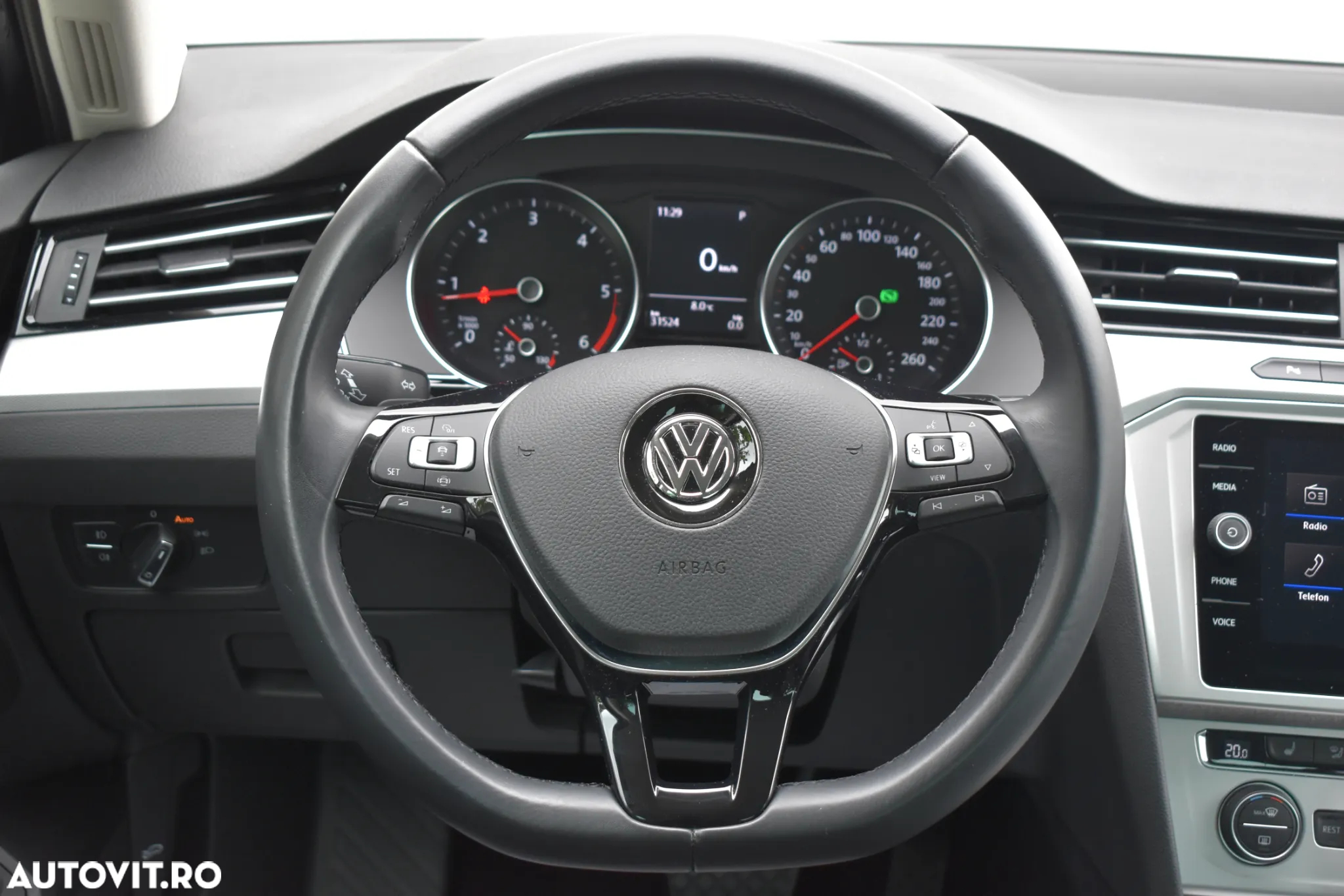 Volkswagen Passat 2.0 TDI DSG R Executive - 8