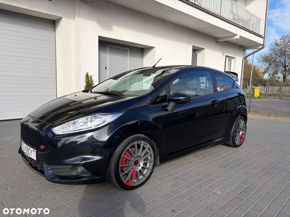 Ford Fiesta ST - 2
