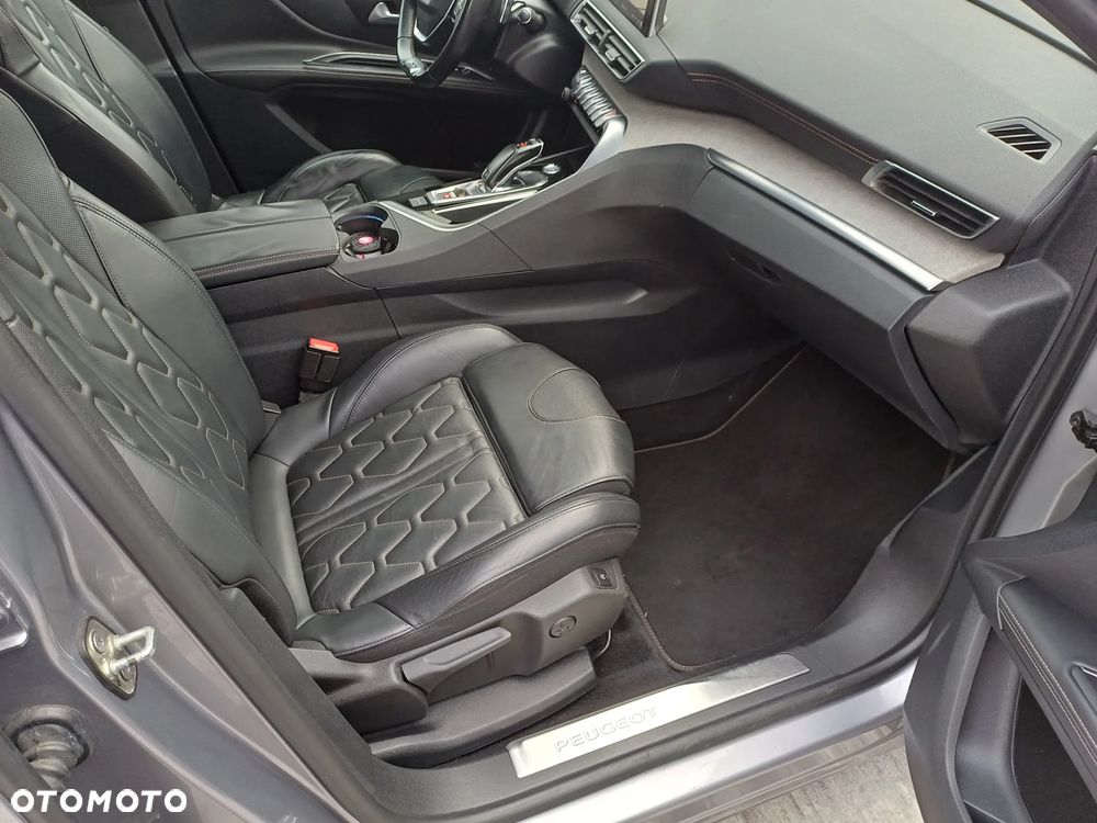 Peugeot 5008 BlueHDi 180 EAT8 GT - 27
