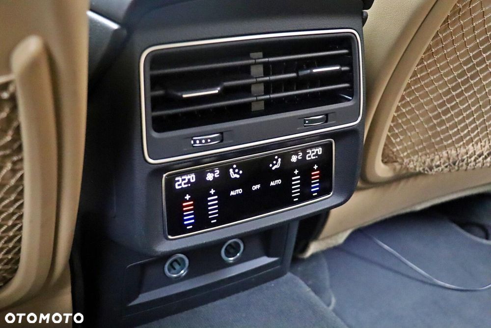 Audi Q7 - 17
