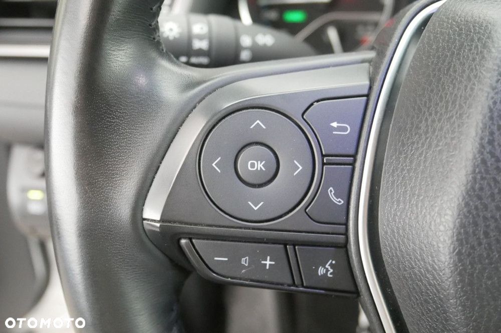 Toyota Camry 2.5 Hybrid Comfort CVT - 22
