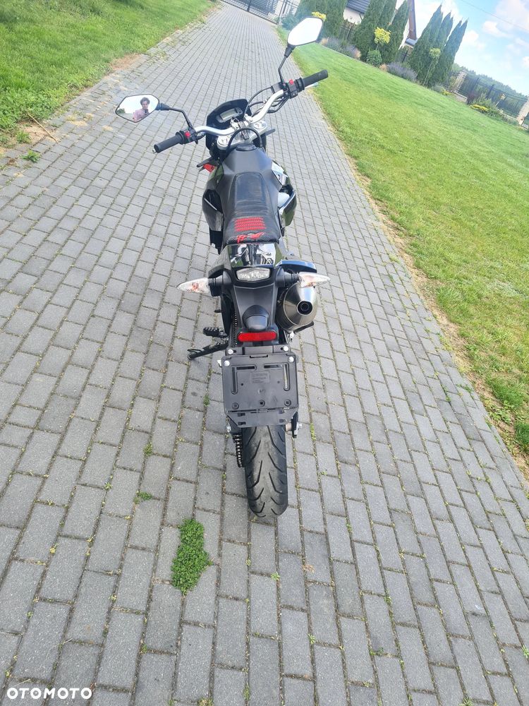 Aprilia SX - 6