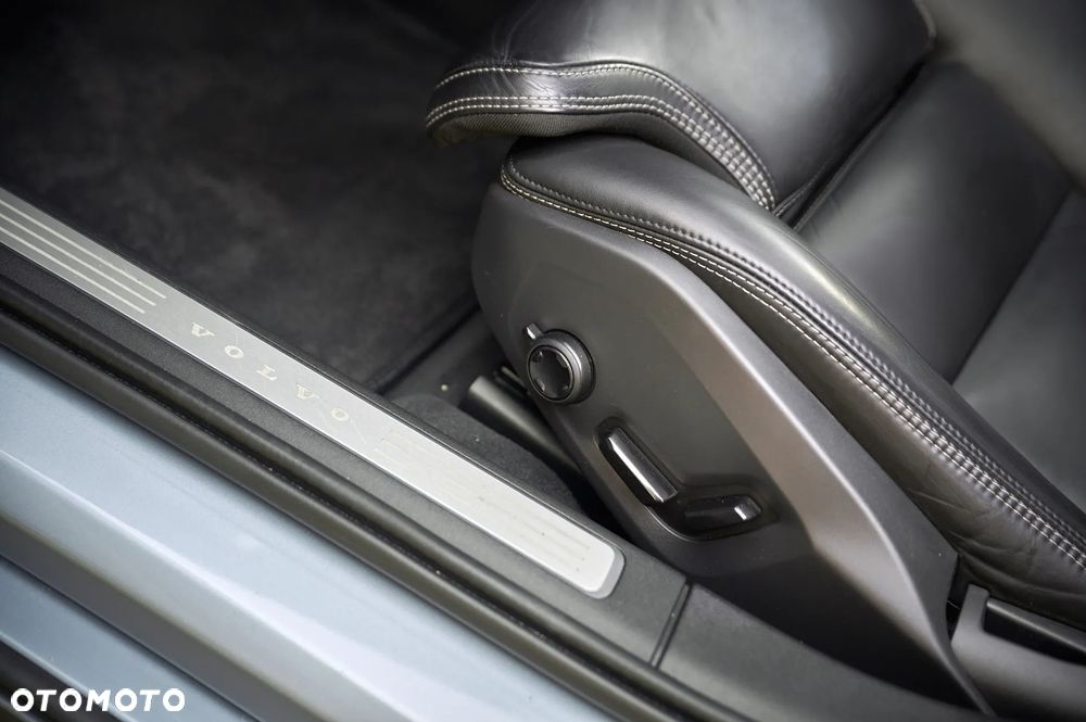 Volvo S90 - 34