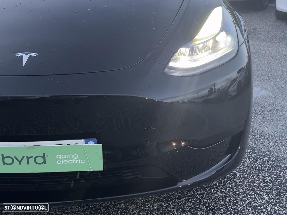 Tesla Model Y Standard - 5