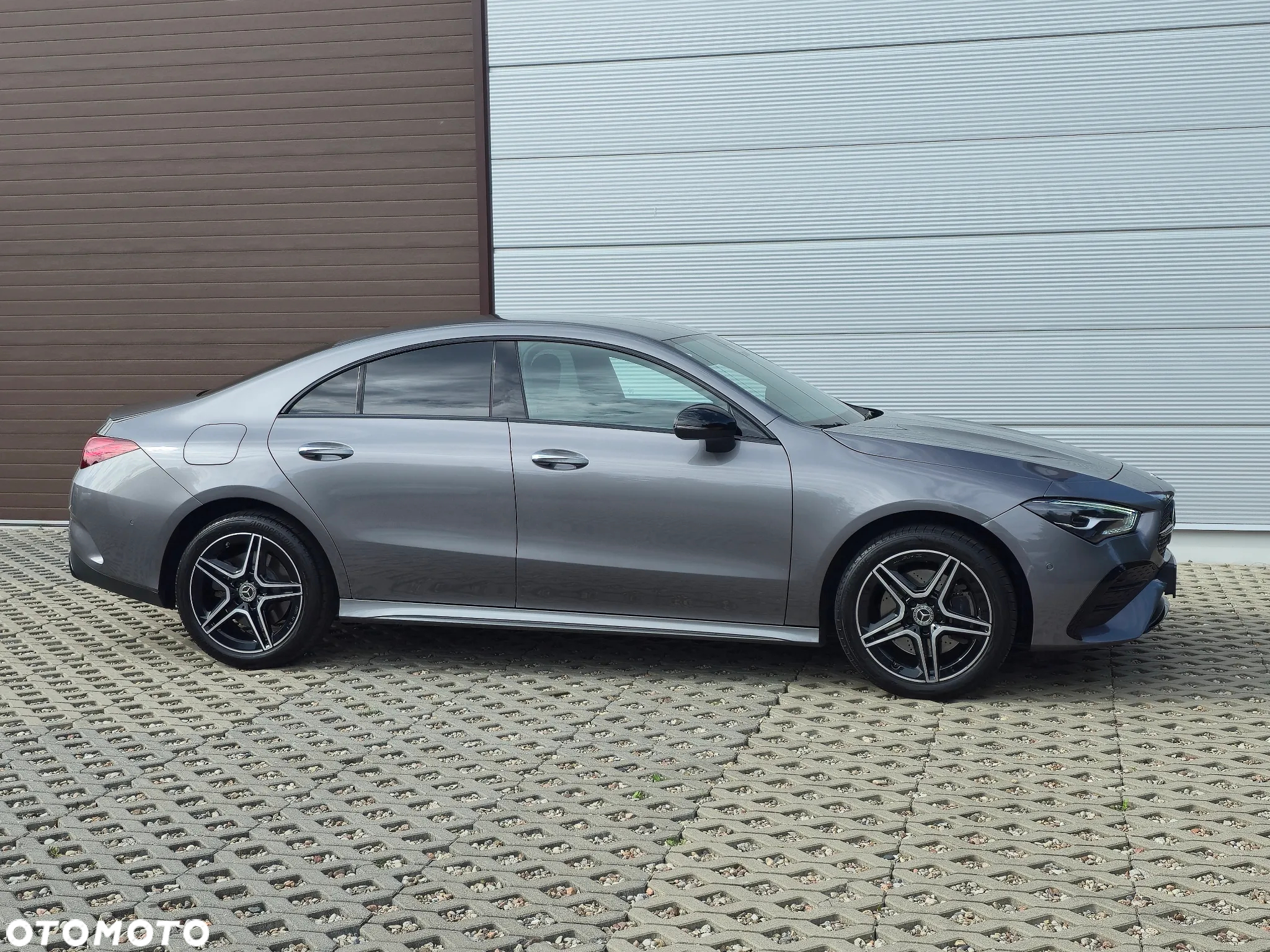 Mercedes-Benz CLA 250 e 8G-DCT AMG Line Advanced Plus - 15